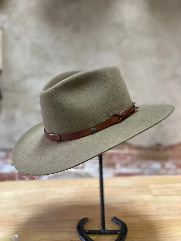 Premium cap with leather strap accent -Stetson Gun Club Catera 5X Felt Hat