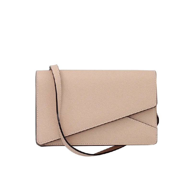 Fashion-forward women's bags with metallic finishes and sleek, modern design-Small Twist Bag