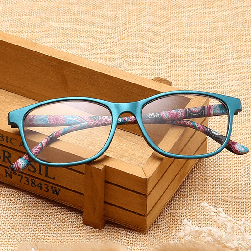 Checkered Glasses for Fashionable -Mens Womens Antifatigue Lightweight Readers Reading Glasses